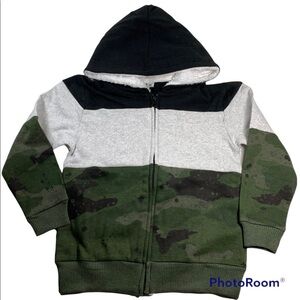 NWOT Color Block Fleece Hoodie Size 5